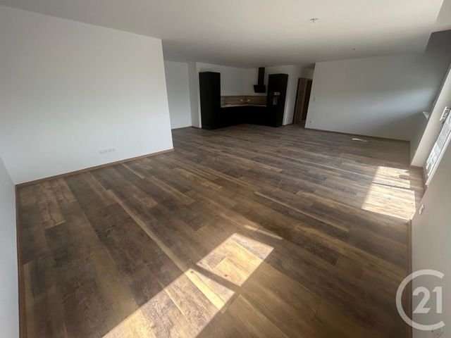 Appartement F4 &agrave; louer - 4 pi&egrave;ces - 93,40 m2 - Charquemont - 25 - FRANCHE-COMTE
