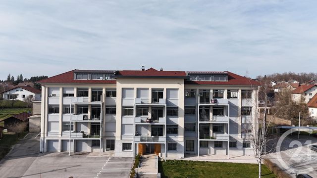 Appartement F4 &agrave; louer - 4 pi&egrave;ces - 93,40 m2 - Charquemont - 25 - FRANCHE-COMTE