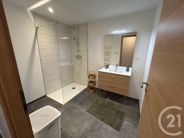 Appartement F4 &agrave; louer - 4 pi&egrave;ces - 76,40 m2 - Charquemont - 25 - FRANCHE-COMTE