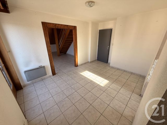 Appartement F5 &agrave; louer - 5 pi&egrave;ces - 68 m2 - Charquemont - 25 - FRANCHE-COMTE