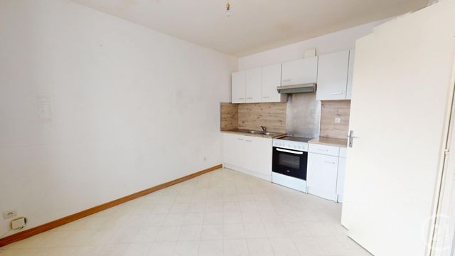 Appartement F4 &agrave; vendre - 4 pi&egrave;ces - 65 m2 - Maiche - 25 - FRANCHE-COMTE