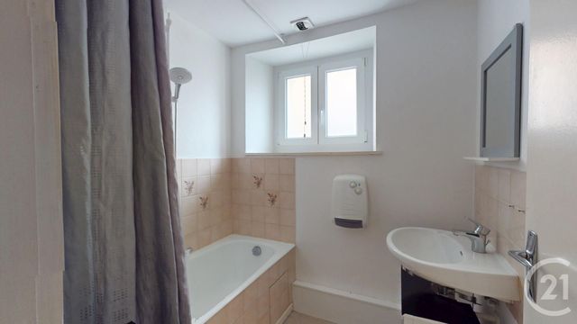 Appartement F4 &agrave; vendre - 4 pi&egrave;ces - 65 m2 - Maiche - 25 - FRANCHE-COMTE