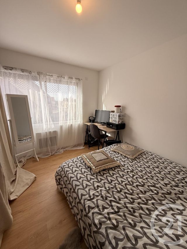 Appartement F3 &agrave; louer - 3 pi&egrave;ces - 61,88 m2 - Damprichard - 25 - FRANCHE-COMTE