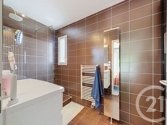 Maison &agrave; vendre - 5 pi&egrave;ces - 97,51 m2 - Antibes - 06 - PROVENCE-ALPES-COTE-D-AZUR