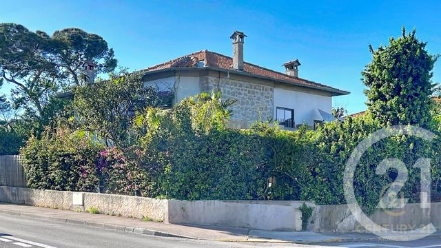 Appartement F4 &agrave; vendre - 4 pi&egrave;ces - 76 m2 - Antibes - 06 - PROVENCE-ALPES-COTE-D-AZUR