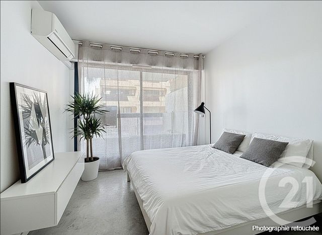 Appartement F2 à vendre - 2 pièces - 43,30 m2 - Juan Les Pins - 06 - PROVENCE-ALPES-COTE-D-AZUR