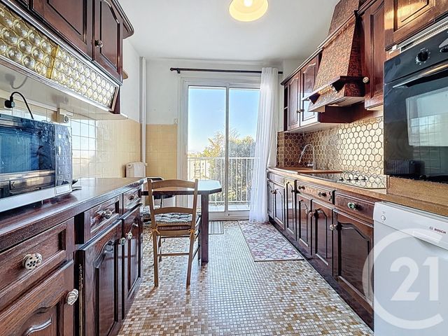 Appartement F5 &agrave; vendre - 5 pi&egrave;ces - 91,56 m2 - Antibes - 06 - PROVENCE-ALPES-COTE-D-AZUR