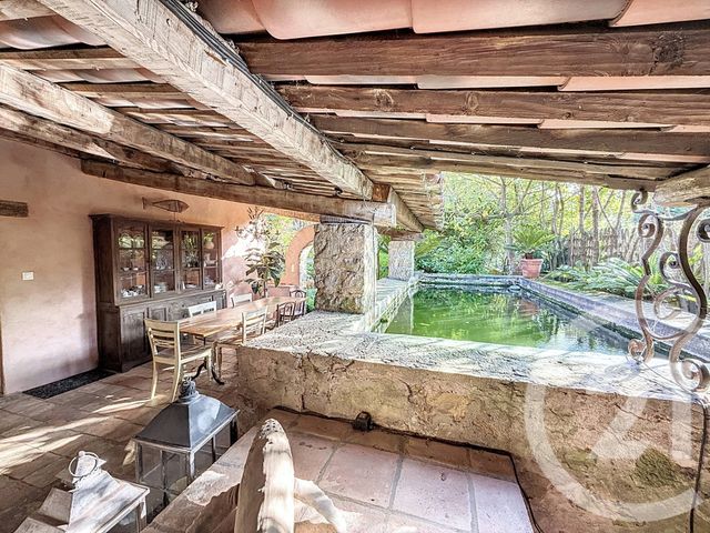Maison à vendre - 8 pièces - 210 m2 - Grasse - 06 - PROVENCE-ALPES-COTE-D-AZUR