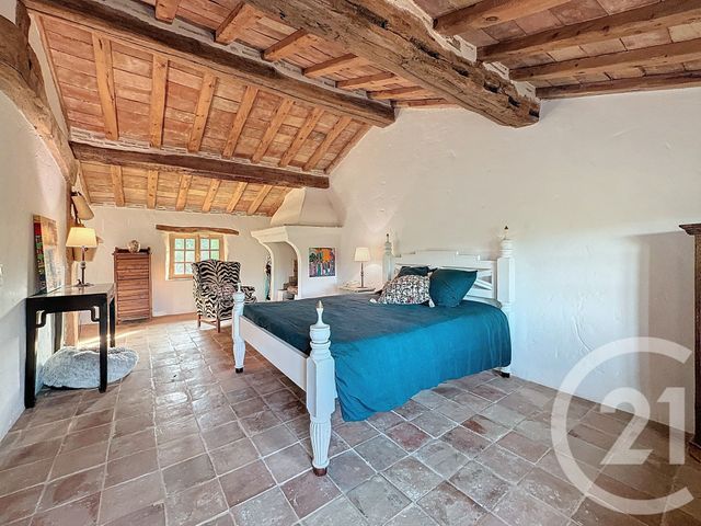 Maison à vendre - 8 pièces - 210 m2 - Grasse - 06 - PROVENCE-ALPES-COTE-D-AZUR