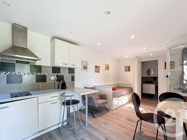 Maison à vendre - 8 pièces - 192 m2 - Antibes - 06 - PROVENCE-ALPES-COTE-D-AZUR