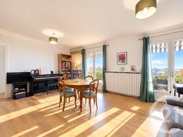 Appartement F3 &agrave; vendre - 3 pi&egrave;ces - 63,78 m2 - Antibes - 06 - PROVENCE-ALPES-COTE-D-AZUR
