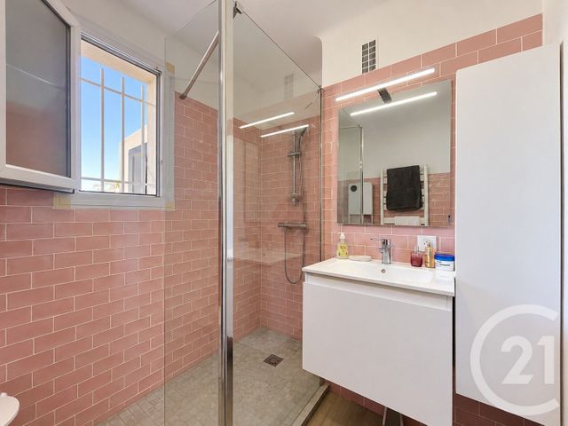 Appartement F3 &agrave; vendre - 3 pi&egrave;ces - 63,78 m2 - Antibes - 06 - PROVENCE-ALPES-COTE-D-AZUR