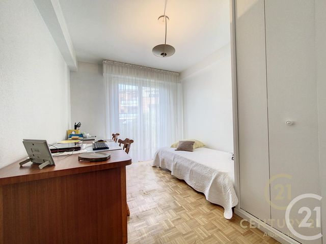 Appartement F5 à vendre - 5 pièces - 115,93 m2 - Antibes - 06 - PROVENCE-ALPES-COTE-D-AZUR