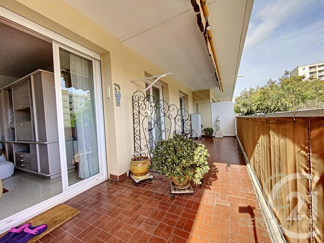 Appartement F5 à vendre - 5 pièces - 115,93 m2 - Antibes - 06 - PROVENCE-ALPES-COTE-D-AZUR