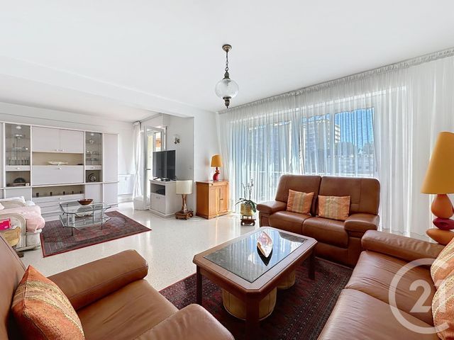 Appartement F5 à vendre - 5 pièces - 115,93 m2 - Antibes - 06 - PROVENCE-ALPES-COTE-D-AZUR