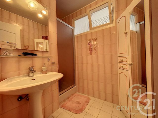 Appartement F5 à vendre - 5 pièces - 115,93 m2 - Antibes - 06 - PROVENCE-ALPES-COTE-D-AZUR