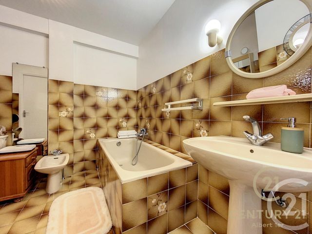 Appartement F5 à vendre - 5 pièces - 115,93 m2 - Antibes - 06 - PROVENCE-ALPES-COTE-D-AZUR