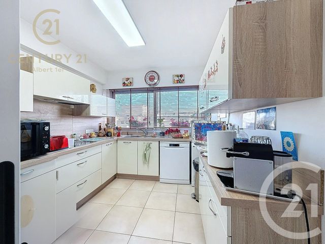 Appartement F4 à vendre - 4 pièces - 92 m2 - Antibes - 06 - PROVENCE-ALPES-COTE-D-AZUR