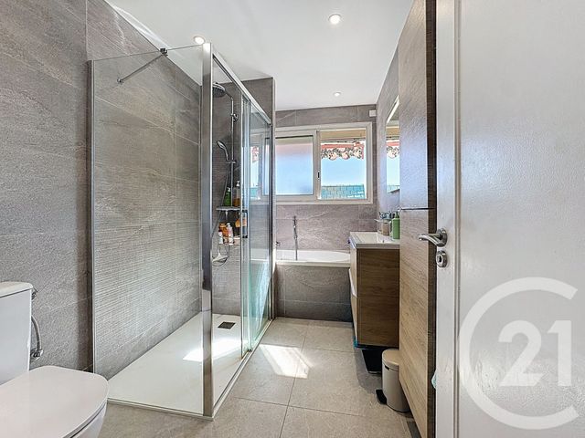 Appartement F4 &agrave; vendre - 4 pi&egrave;ces - 97 m2 - Antibes - 06 - PROVENCE-ALPES-COTE-D-AZUR