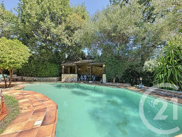 Maison à vendre - 7 pièces - 124,70 m2 - Antibes - 06 - PROVENCE-ALPES-COTE-D-AZUR
