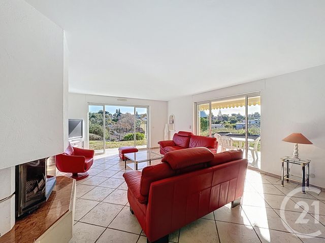 Maison &agrave; vendre - 6 pi&egrave;ces - 122,39 m2 - Antibes - 06 - PROVENCE-ALPES-COTE-D-AZUR