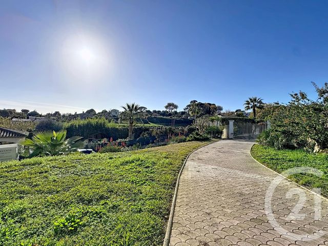 Maison &agrave; vendre - 6 pi&egrave;ces - 122,39 m2 - Antibes - 06 - PROVENCE-ALPES-COTE-D-AZUR