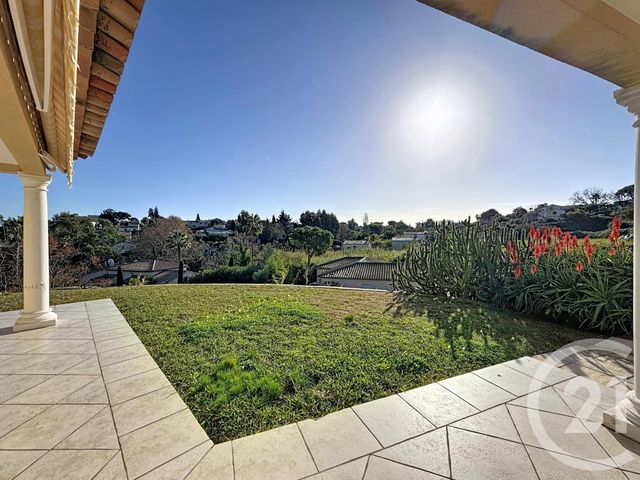 Maison &agrave; vendre - 6 pi&egrave;ces - 122,39 m2 - Antibes - 06 - PROVENCE-ALPES-COTE-D-AZUR