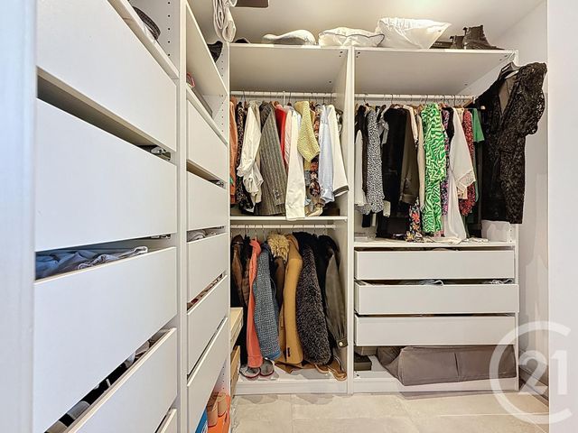 Appartement F3 à vendre - 3 pièces - 77,72 m2 - Antibes - 06 - PROVENCE-ALPES-COTE-D-AZUR