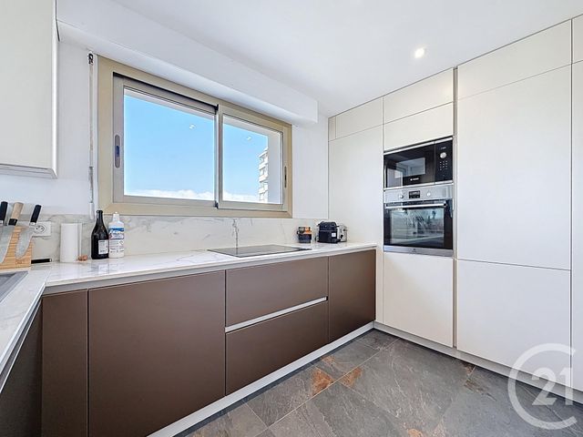 Appartement F3 à vendre - 3 pièces - 77,72 m2 - Antibes - 06 - PROVENCE-ALPES-COTE-D-AZUR
