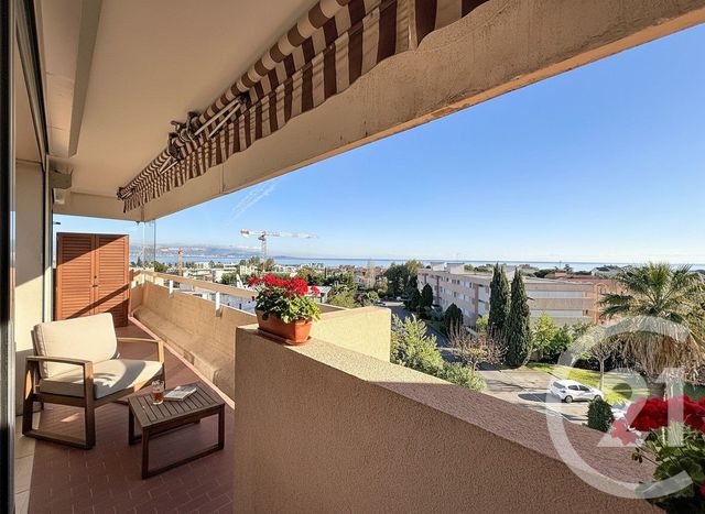 Appartement F4 à louer - 4 pièces - 100,11 m2 - Antibes - 06 - PROVENCE-ALPES-COTE-D-AZUR