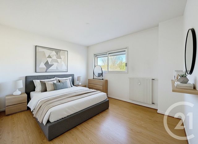 Appartement F4 à louer - 4 pièces - 100,11 m2 - Antibes - 06 - PROVENCE-ALPES-COTE-D-AZUR