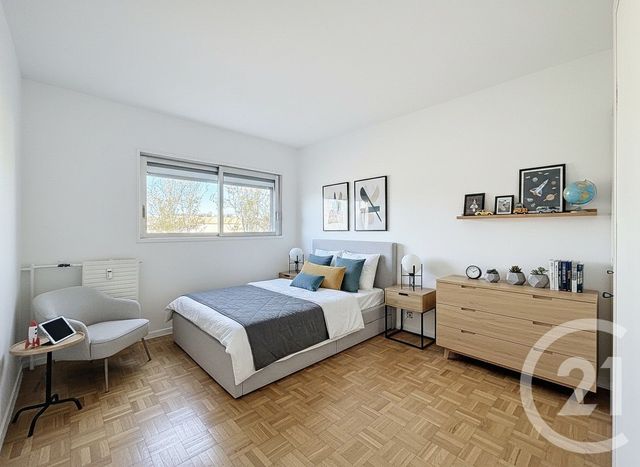 Appartement F4 à louer - 4 pièces - 100,11 m2 - Antibes - 06 - PROVENCE-ALPES-COTE-D-AZUR