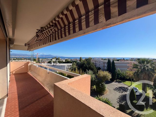 Appartement F4 à louer - 4 pièces - 100,11 m2 - Antibes - 06 - PROVENCE-ALPES-COTE-D-AZUR