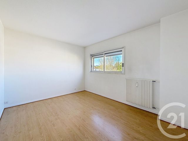 Appartement F4 à louer - 4 pièces - 100,11 m2 - Antibes - 06 - PROVENCE-ALPES-COTE-D-AZUR