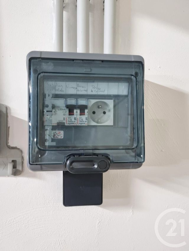 Parking &agrave; vendre - 50 m2 - Antibes - 06 - PROVENCE-ALPES-COTE-D-AZUR