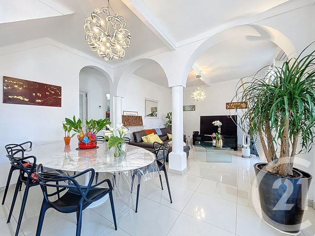 Maison à vendre - 5 pièces - 150 m2 - Antibes - 06 - PROVENCE-ALPES-COTE-D-AZUR