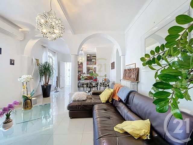 Maison à vendre - 5 pièces - 150 m2 - Antibes - 06 - PROVENCE-ALPES-COTE-D-AZUR
