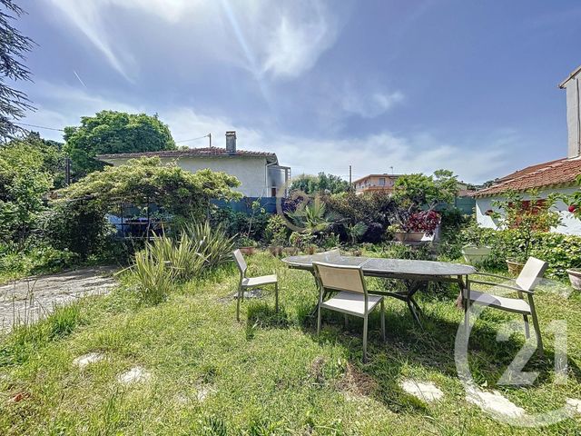 Maison à vendre - 5 pièces - 150 m2 - Antibes - 06 - PROVENCE-ALPES-COTE-D-AZUR