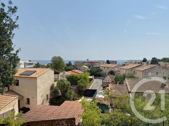 Appartement T3 à vendre - 3 pièces - 64,10 m2 - Antibes - 06 - PROVENCE-ALPES-COTE-D-AZUR