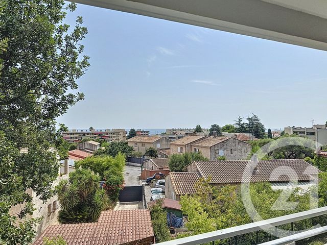 Appartement T3 à vendre - 3 pièces - 64,10 m2 - Antibes - 06 - PROVENCE-ALPES-COTE-D-AZUR
