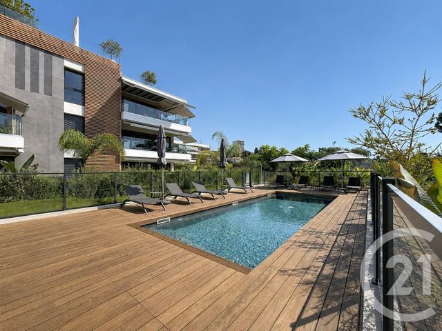 Appartement F3 &agrave; vendre - 3 pi&egrave;ces - 84,86 m2 - Antibes - 06 - PROVENCE-ALPES-COTE-D-AZUR