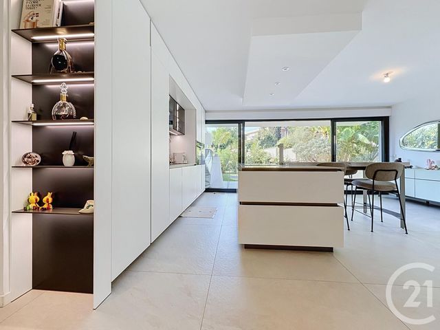 Appartement F3 &agrave; vendre - 3 pi&egrave;ces - 84,86 m2 - Antibes - 06 - PROVENCE-ALPES-COTE-D-AZUR