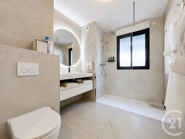 Appartement F3 &agrave; vendre - 3 pi&egrave;ces - 84,86 m2 - Antibes - 06 - PROVENCE-ALPES-COTE-D-AZUR