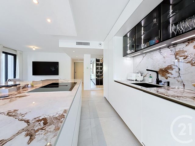 Appartement F3 &agrave; vendre - 3 pi&egrave;ces - 84,86 m2 - Antibes - 06 - PROVENCE-ALPES-COTE-D-AZUR