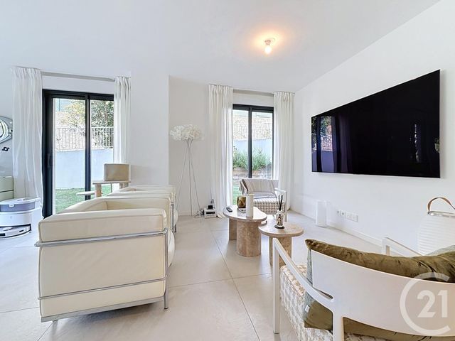Appartement F3 &agrave; vendre - 3 pi&egrave;ces - 84,86 m2 - Antibes - 06 - PROVENCE-ALPES-COTE-D-AZUR