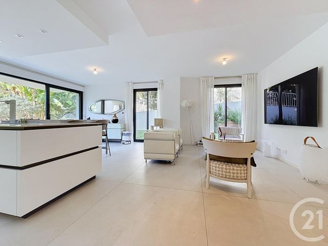 Appartement F3 &agrave; vendre - 3 pi&egrave;ces - 84,86 m2 - Antibes - 06 - PROVENCE-ALPES-COTE-D-AZUR