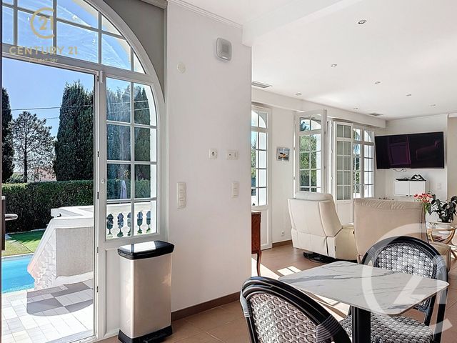 Maison à vendre - 7 pièces - 183,01 m2 - Juan Les Pins - 06 - PROVENCE-ALPES-COTE-D-AZUR