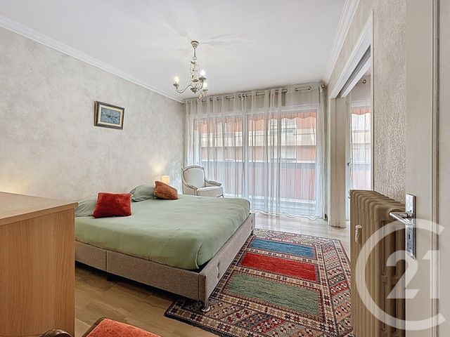 Appartement F3 à vendre - 3 pièces - 65,80 m2 - Antibes - 06 - PROVENCE-ALPES-COTE-D-AZUR