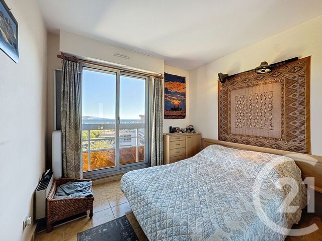 Appartement T2 à vendre - 2 pièces - 48,40 m2 - Antibes - 06 - PROVENCE-ALPES-COTE-D-AZUR