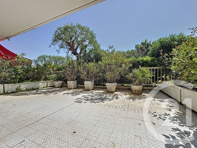 Appartement T3 &agrave; vendre - 3 pi&egrave;ces - 79,41 m2 - Antibes - 06 - PROVENCE-ALPES-COTE-D-AZUR